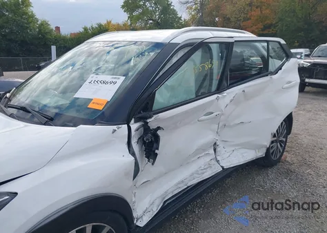 2023 Nissan Kicks Sv Xtronic Cvt из США, поврежденный, VIN 3N1CP5CV3PL483674